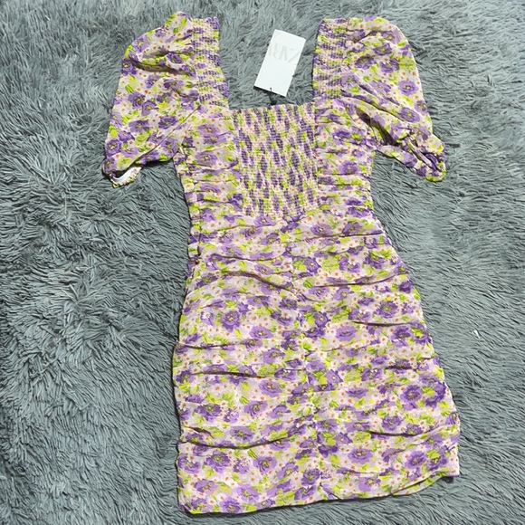 🥰🥰ZARA Floral Ruched Puff Sleeves Mini Dress🥰🥰 - Picture 8 of 16